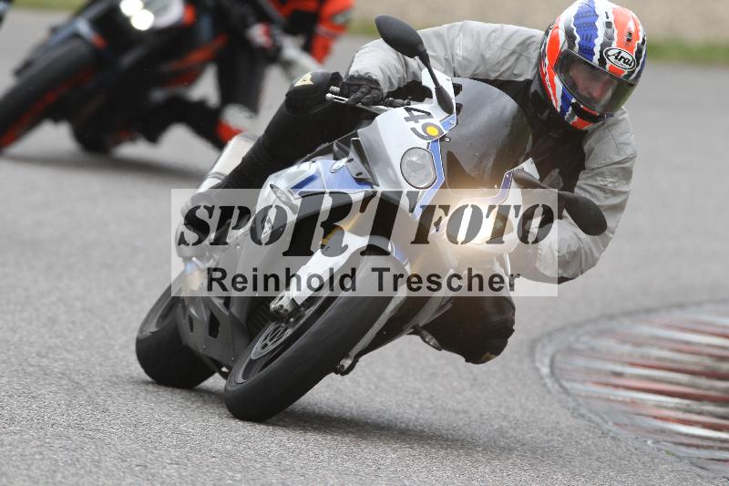 Archiv-2025/10 23.04.2025 Cornu Master School ADR/rot-rouge/49